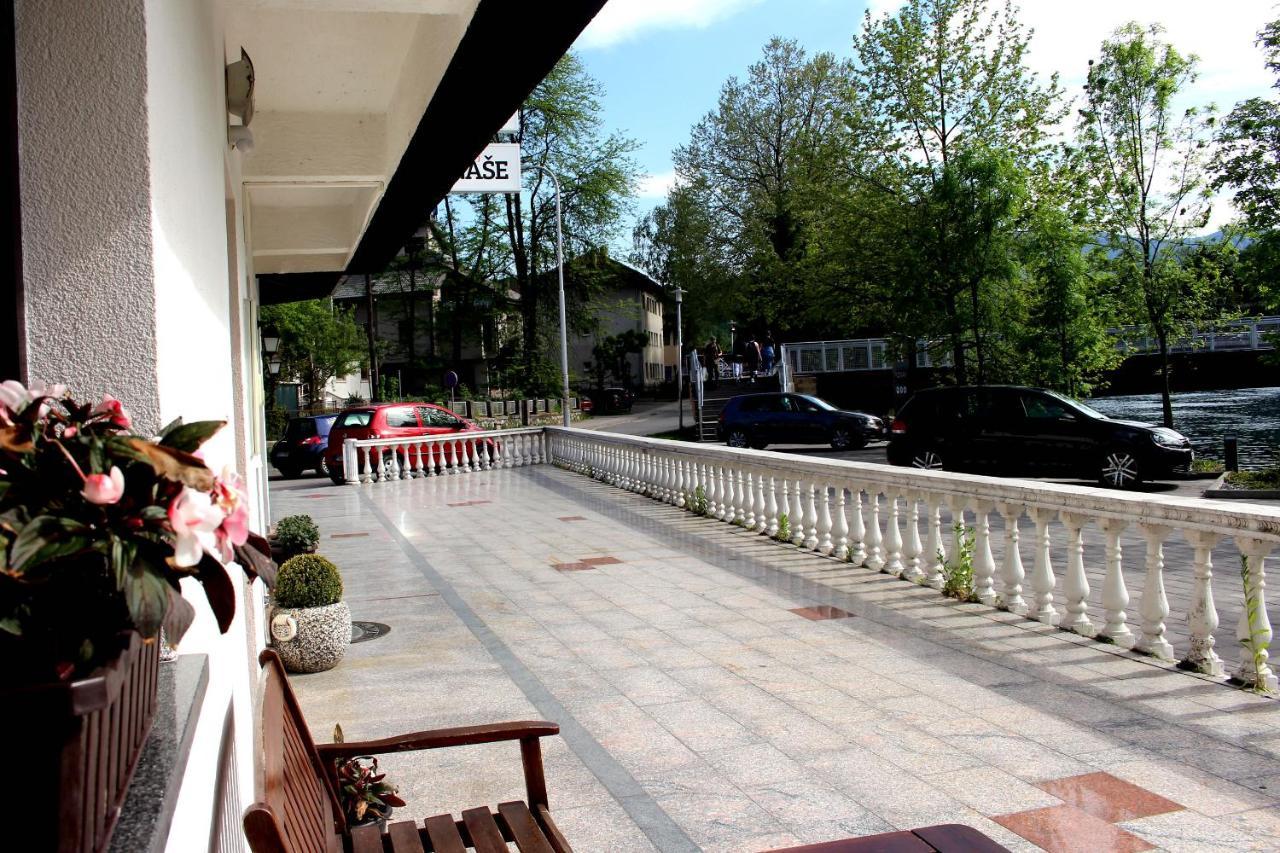 Holiday In Bihać Exterior foto