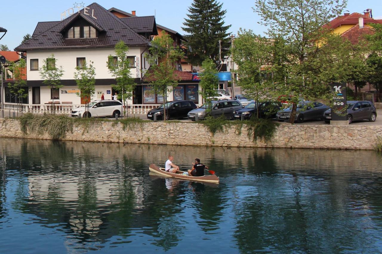 Hotel Holiday In Bihać Exterior foto